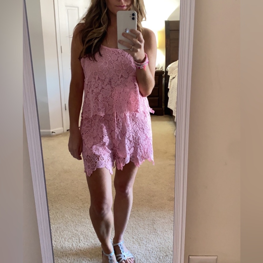 Francesca’s size small lace detail romper
